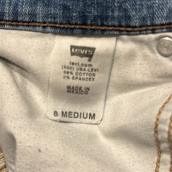 Levi’s 529 light blue curvy boot cut, distressed, straight leg jeans size 8 - Picture 9 of 11